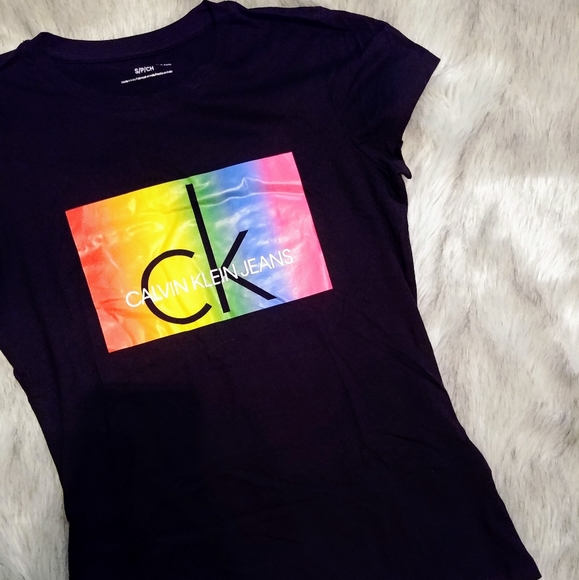 Calvin Klein Rainbow T-shirt - Picture 1 of 2